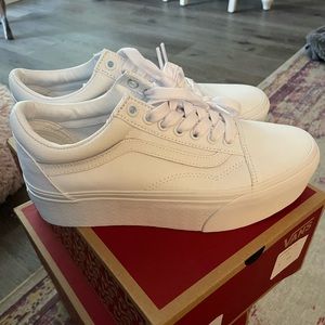 Vans Old Skool Stackform sneakers, size women’s 8, white